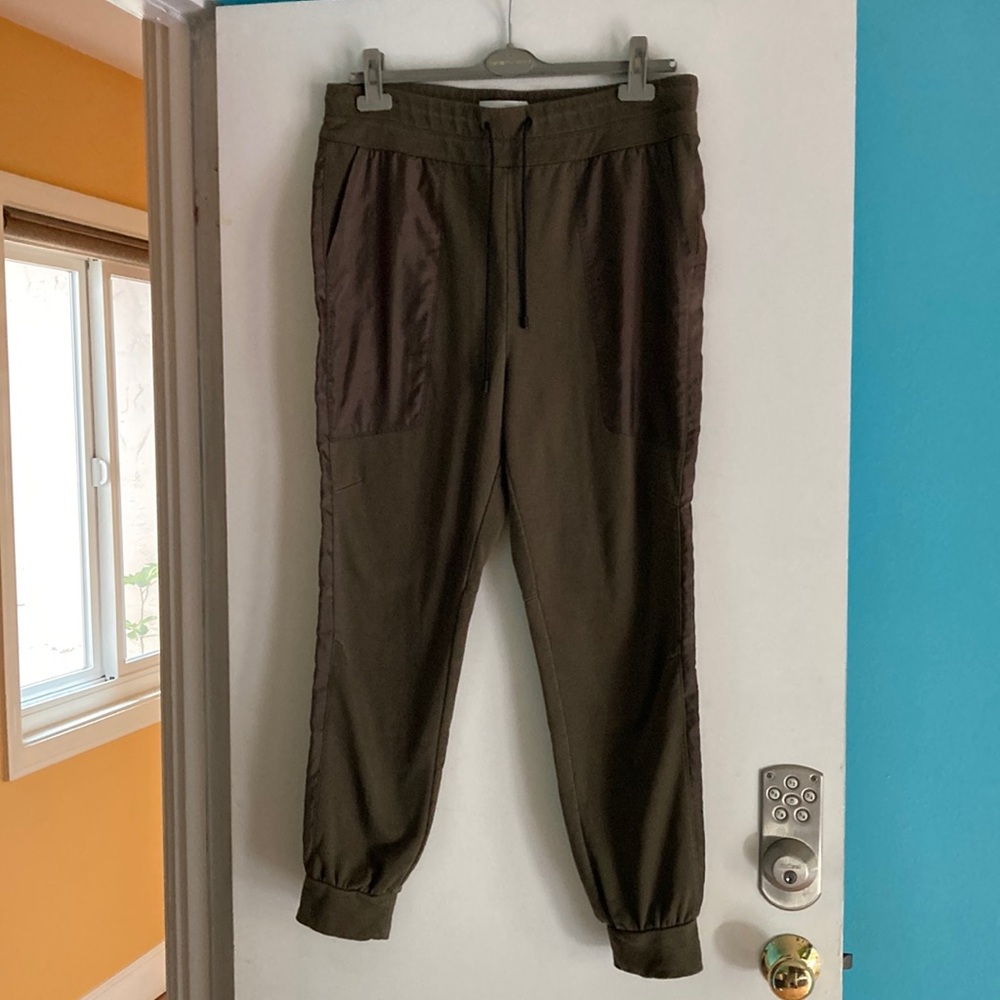 Public School M.K. Jogger Size L Unisex Olive Green Sweatpants Drawstring Waist